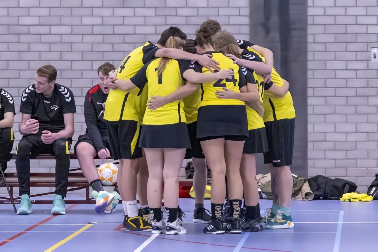 Korfballers sv Conventus boeken zege na spannende slotfase