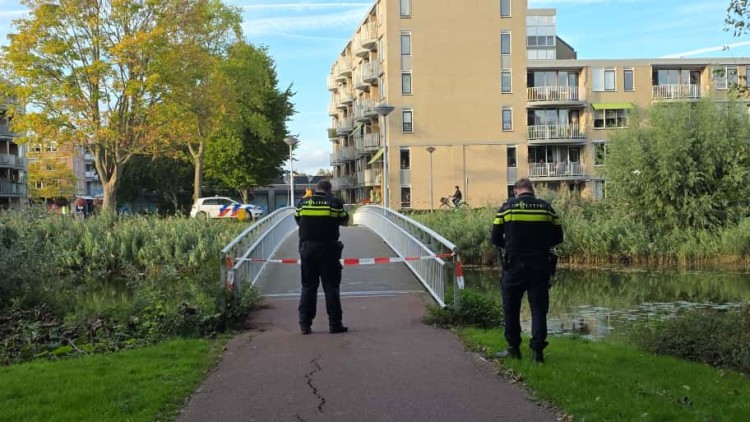 Bedreiging met (nep)wapen op Develpad, onderzoek gaande na aanhouding