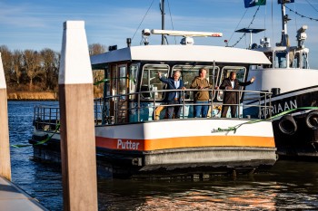 Veerpont naar Puttershoek blijft komende zes jaar varen