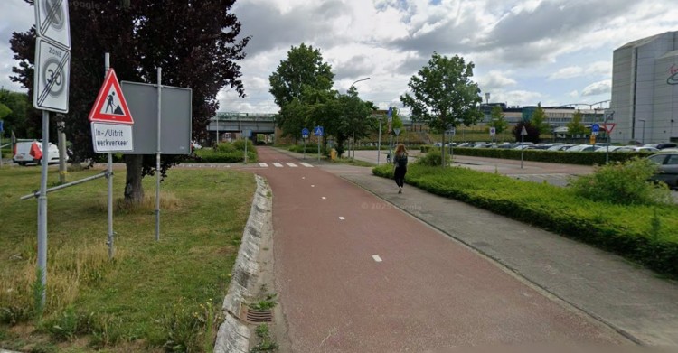Fietspad afsluiting Burgemeester Doumaweg