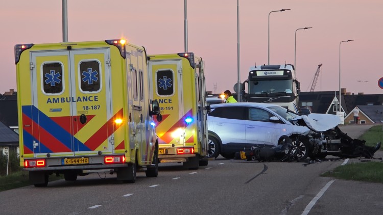 Jonge motorrijder overleden na botsing op Ringdijk