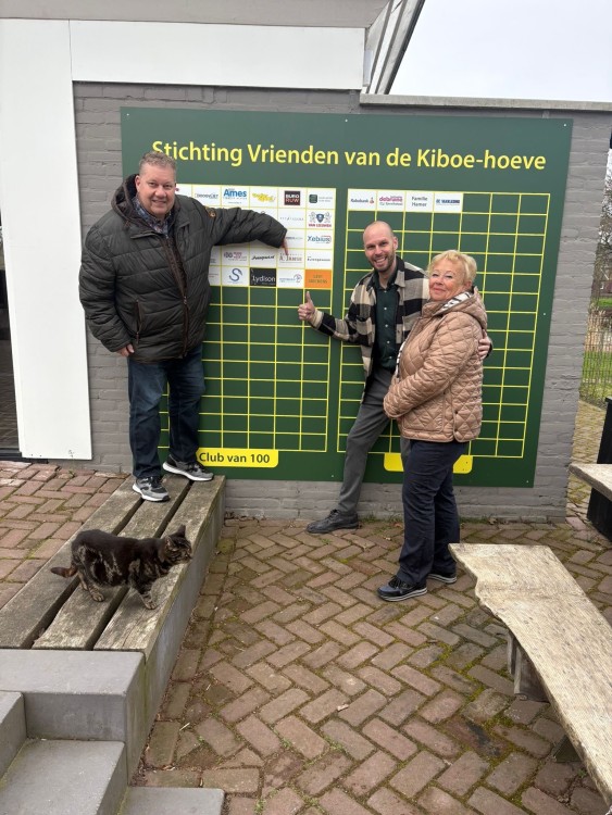 Stichting vrienden van de Kiboe-hoeve is trots op nieuw lid van club van 100