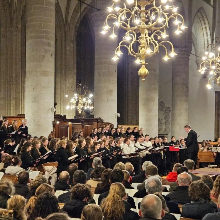 Concert met twee koren t.b.v. stichting SOEGG