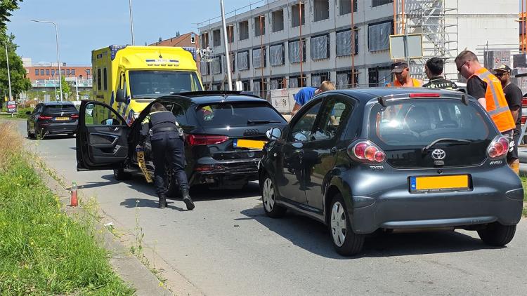 Kop-staartbotsing op Burgemeester Doumaweg