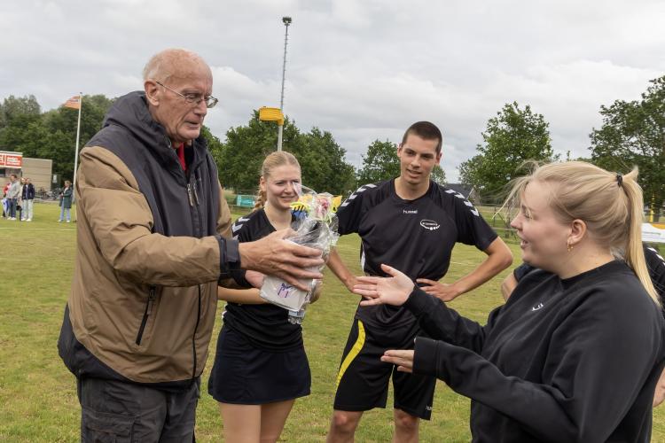 Korfballers sv Conventus spelen gelijk tegen kampioen; zondagteam wint de titel