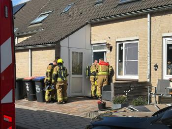 Brandweer rukt uit voor gaslucht aan Trompetstraat