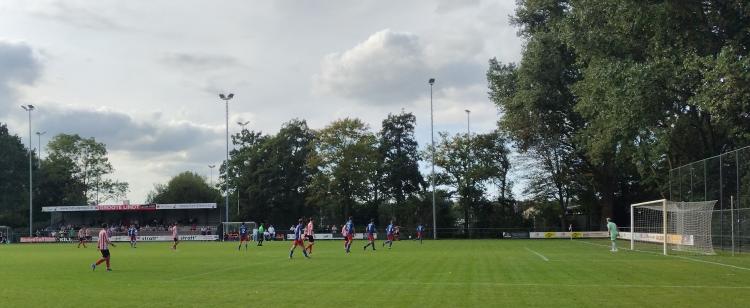 Groote Lindt niet doeltreffend genoeg en verliest van Zinkwegse Boys