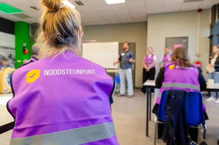 Oefening met noodsteunpunt in Heerjansdam