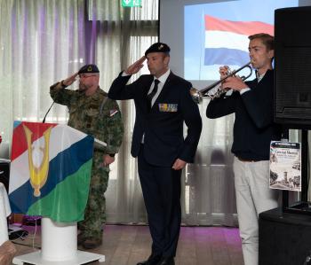 Zwijndrecht en Hendrik-Ido-Ambacht bedanken veteranen op Veteranendag