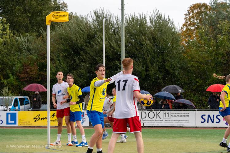 CKV Albatros sluit veldcompetitie af met ruime nederlaag bij Kinderdijk