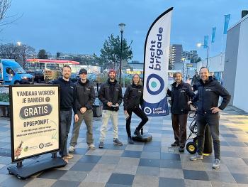 Gratis autobanden oppompen bij Walburg
