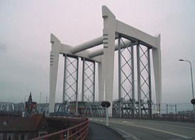 Nachtafsluitingen Verkeersbrug Dordrecht / Zwijndrecht wegens onderhoud
