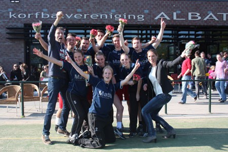 Albatros 2 eerste veldkampioen